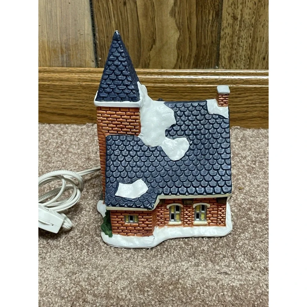 Trim A Home Blue Roof Church Lighted 1994 Plug‎ In Vintage Works Collectible